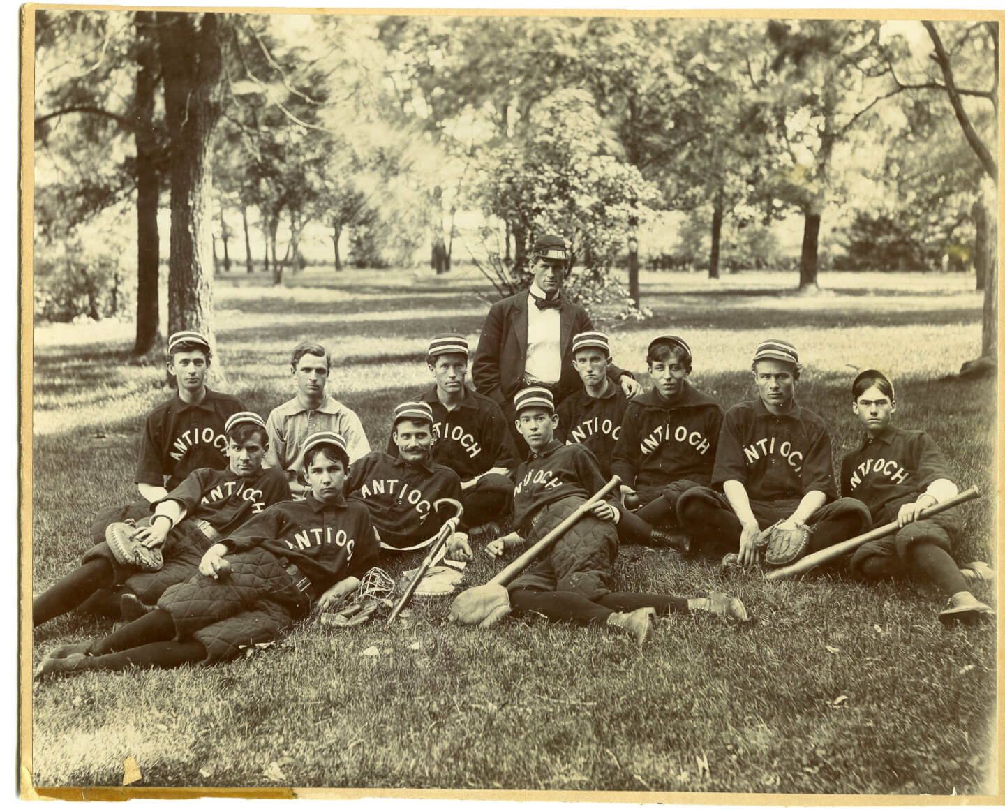 Derivation Dingy købmand Rematch: 1869 Red Stockings vs. Antioch Nine - Antioch College